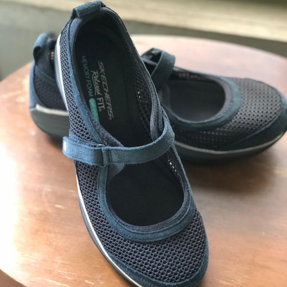 Skechers Relaxed Fit - Picture 3 of 10